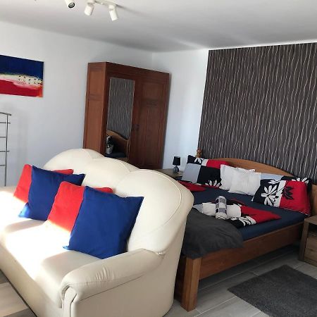 Leander Apartman Balatonakali Esterno foto