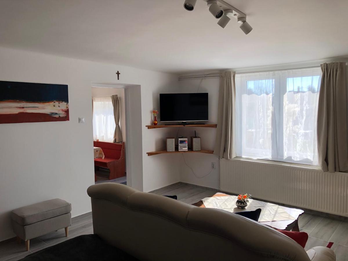 Leander Apartman Balatonakali Esterno foto